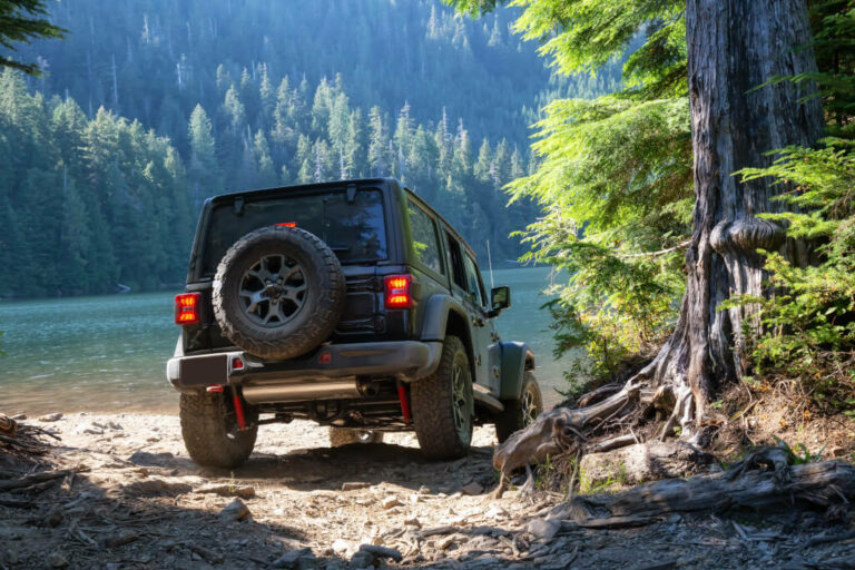 Jeep – modele i historia. Nie tylko Wrangler i Cherokee!