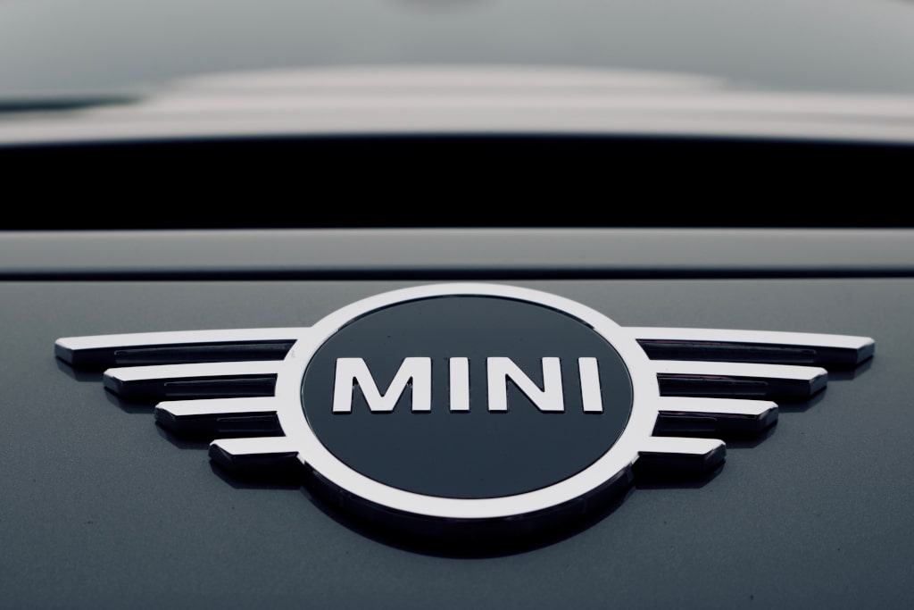 Mini Cooper II – co to za samochód