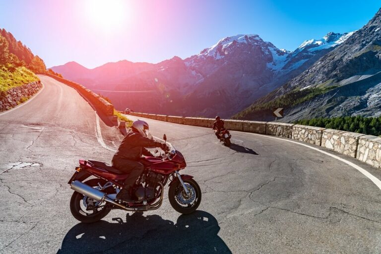 Jaki motocykl turystyczny kupić? Podpowiadamy!