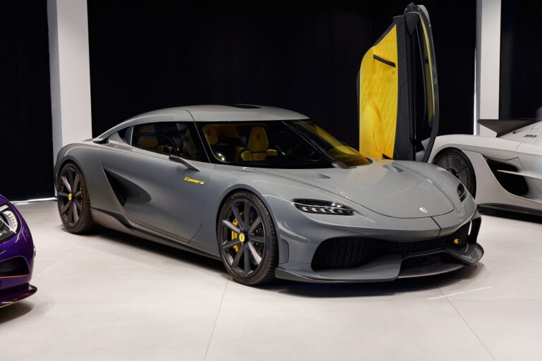 Koenigsegg Gemera 1700 KM! Hybryda, która rozpędzi się do 400 km/h 