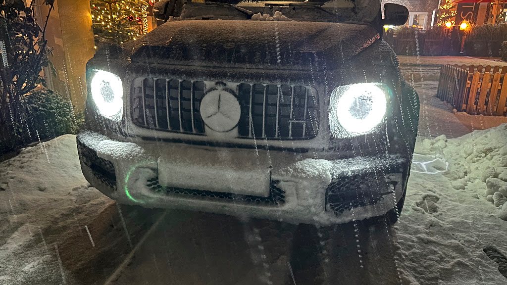 digital light w Mercedesie