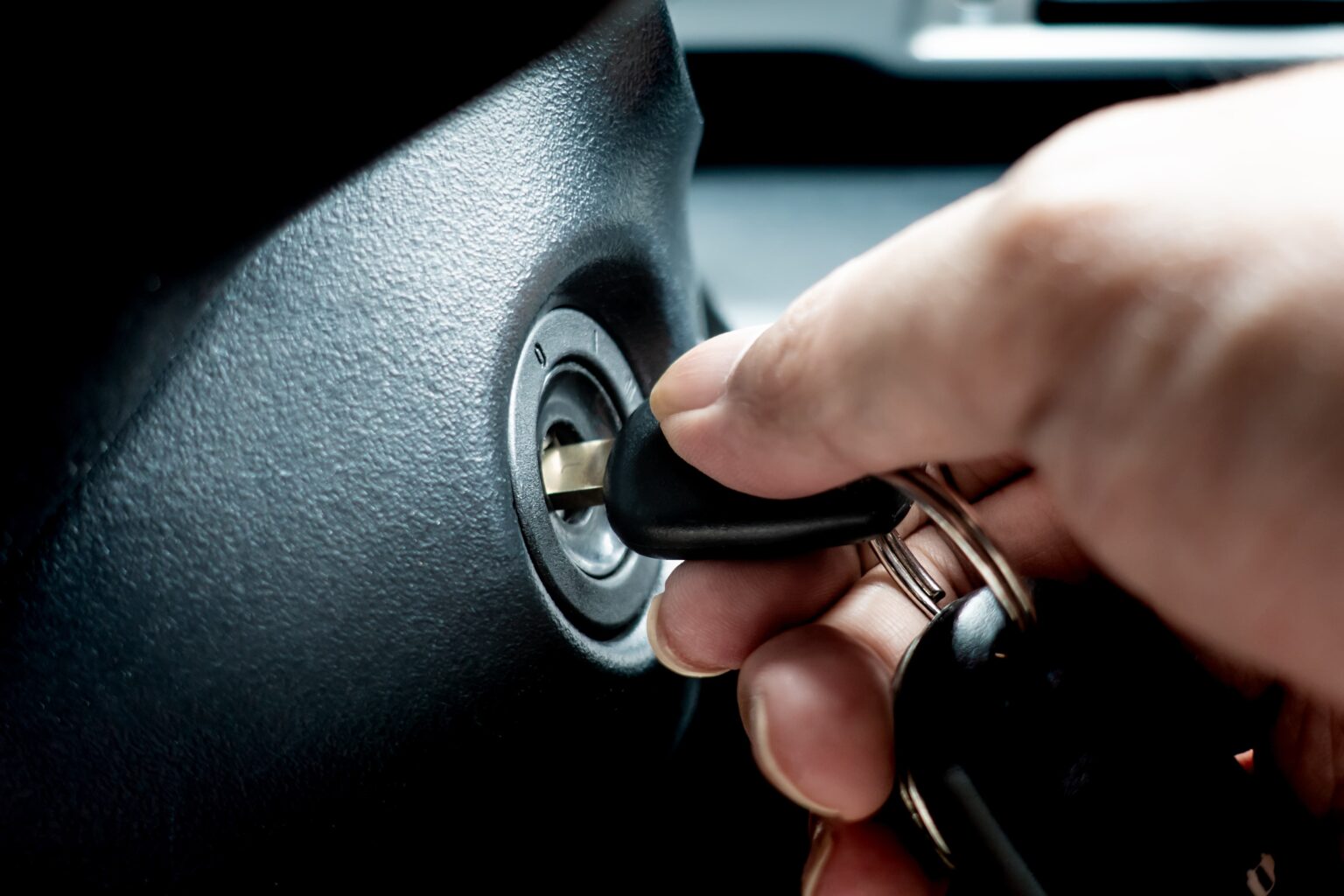 Jak skasować błąd check engine bez komputera?